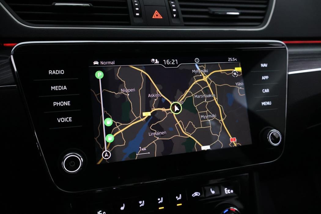 SKODA Superb 2023