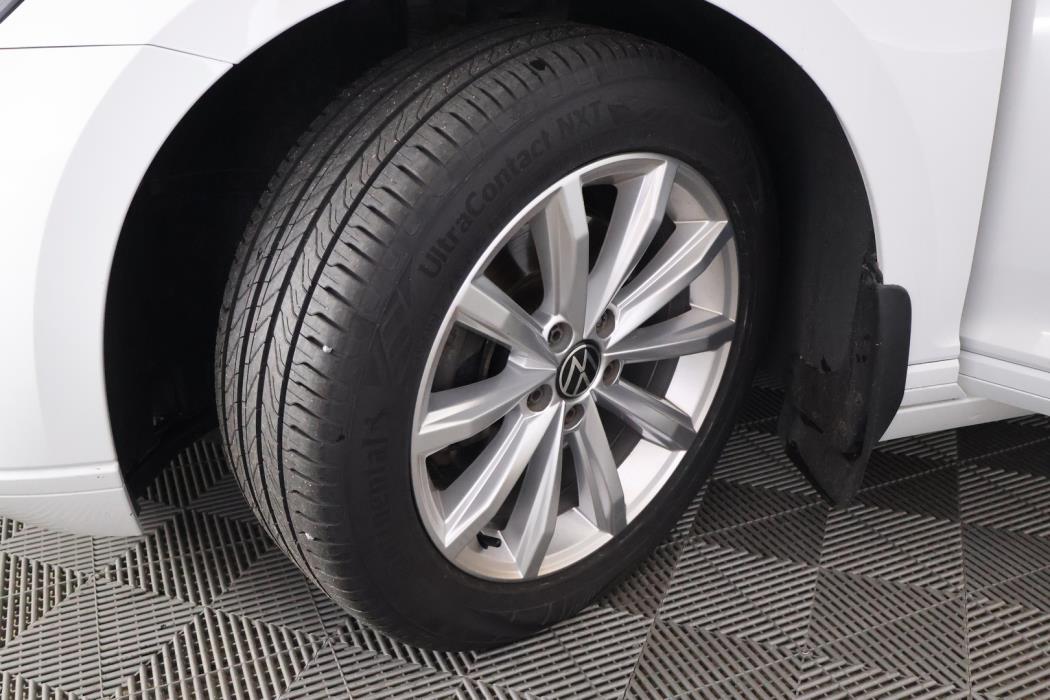 VOLKSWAGEN Passat 2021