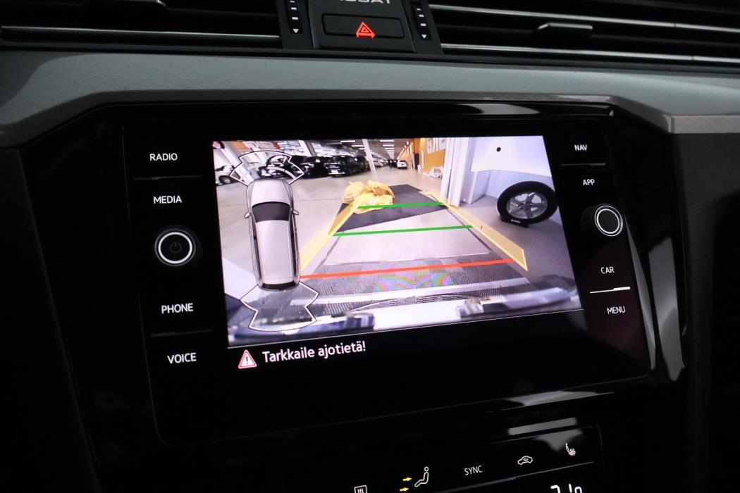 VOLKSWAGEN Passat 2021