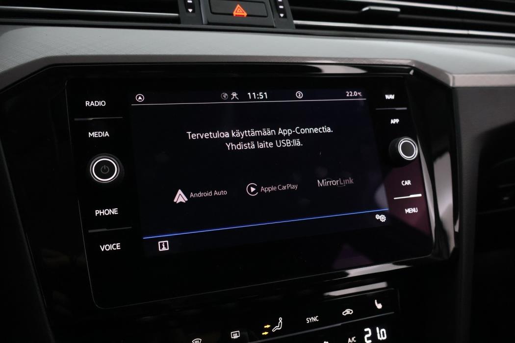 VOLKSWAGEN Passat 2021