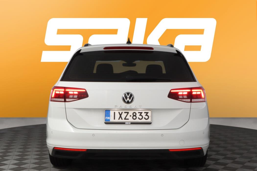 VOLKSWAGEN Passat 2021