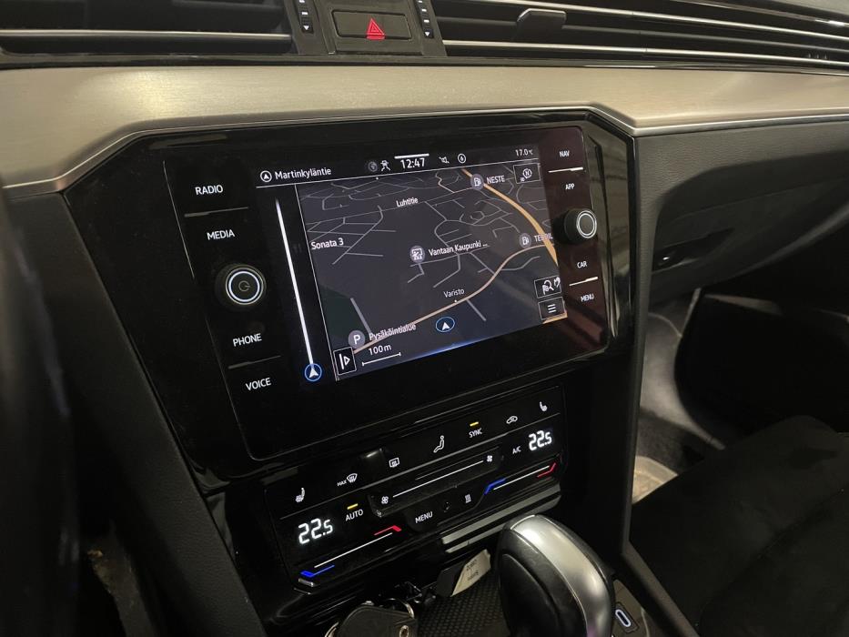 VOLKSWAGEN Passat 2021