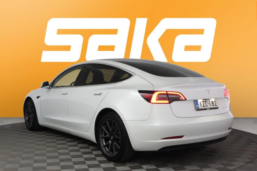 TESLA Model 3 2019