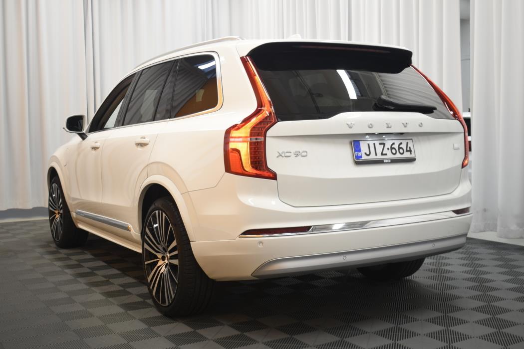 VOLVO XC90 2022