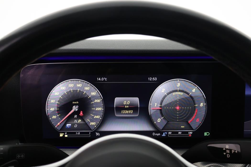 MERCEDES-BENZ E 2019