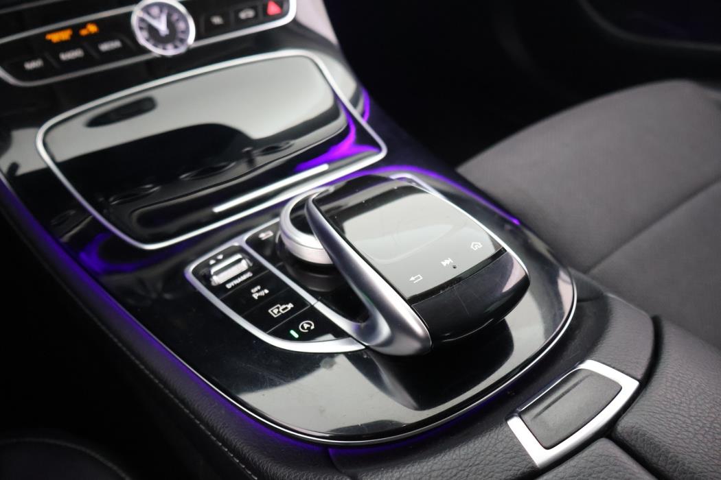 MERCEDES-BENZ E 2019