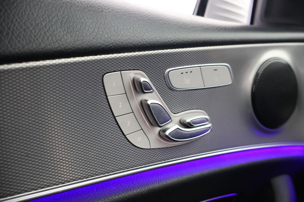 MERCEDES-BENZ E 2019