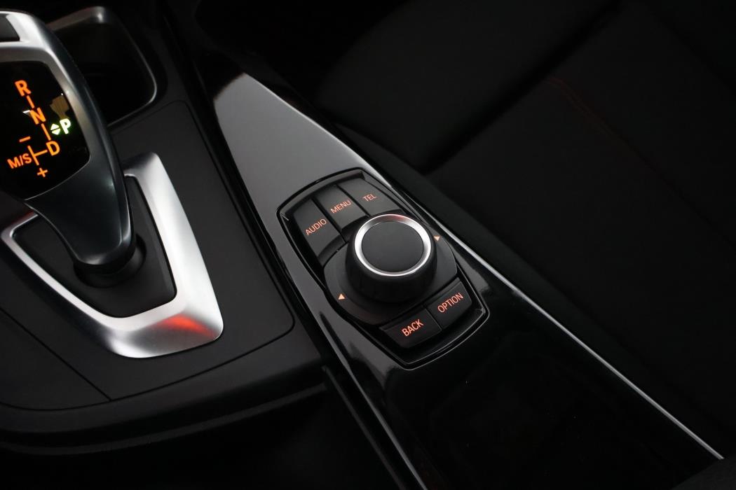 BMW 320 2015