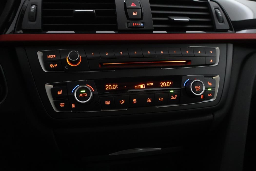 BMW 320 2015