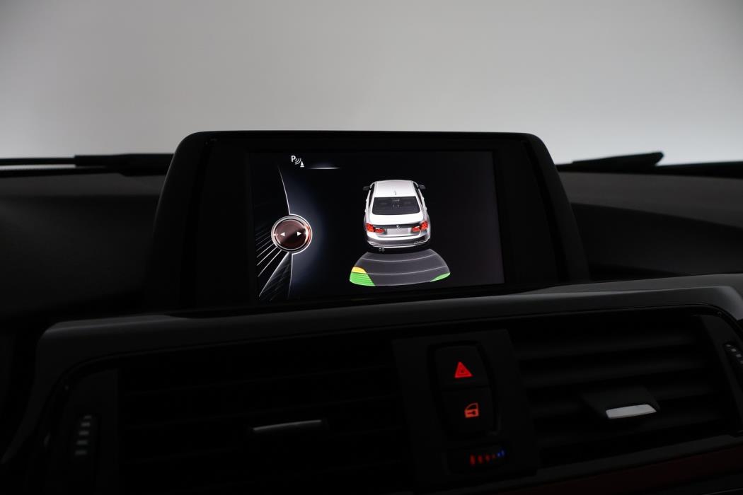 BMW 320 2015
