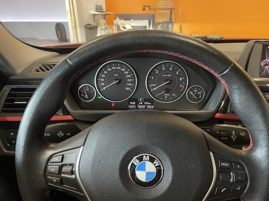 BMW 320 2015