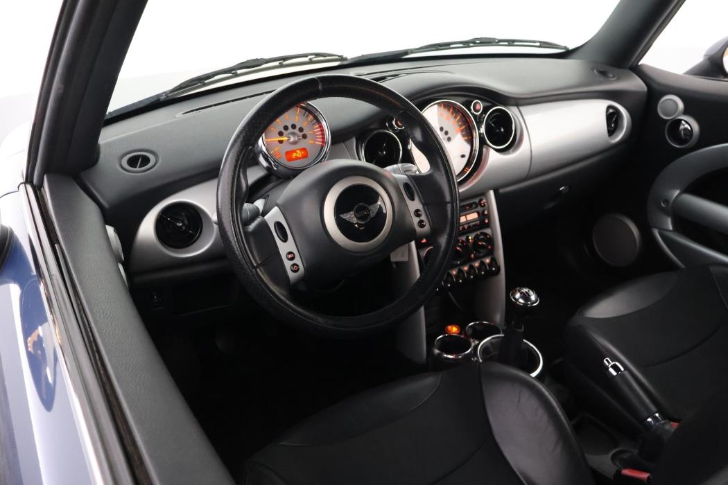MINI Cooper 2005