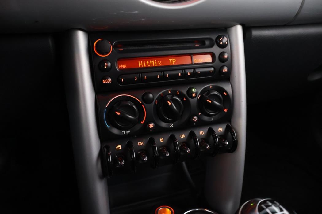 MINI Cooper 2005