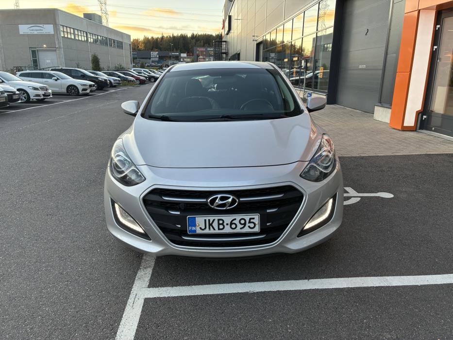 HYUNDAI i30 5d 2016