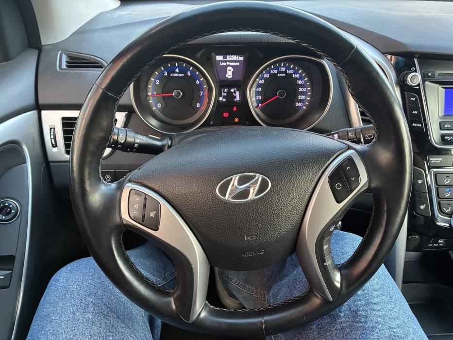HYUNDAI i30 5d 2016