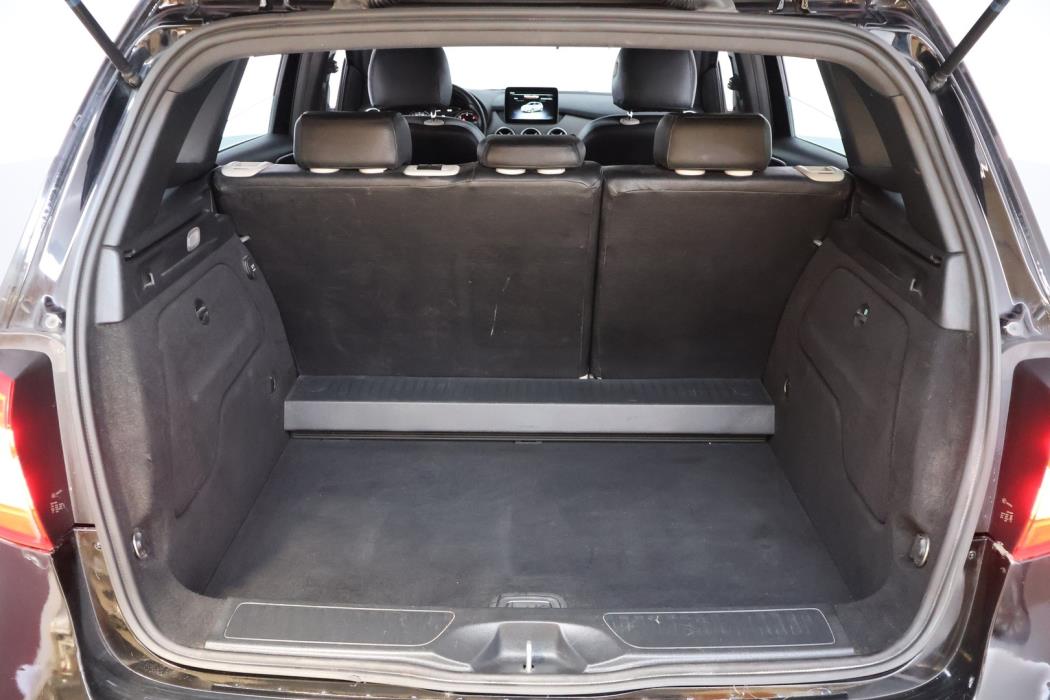 MERCEDES-BENZ B 2018