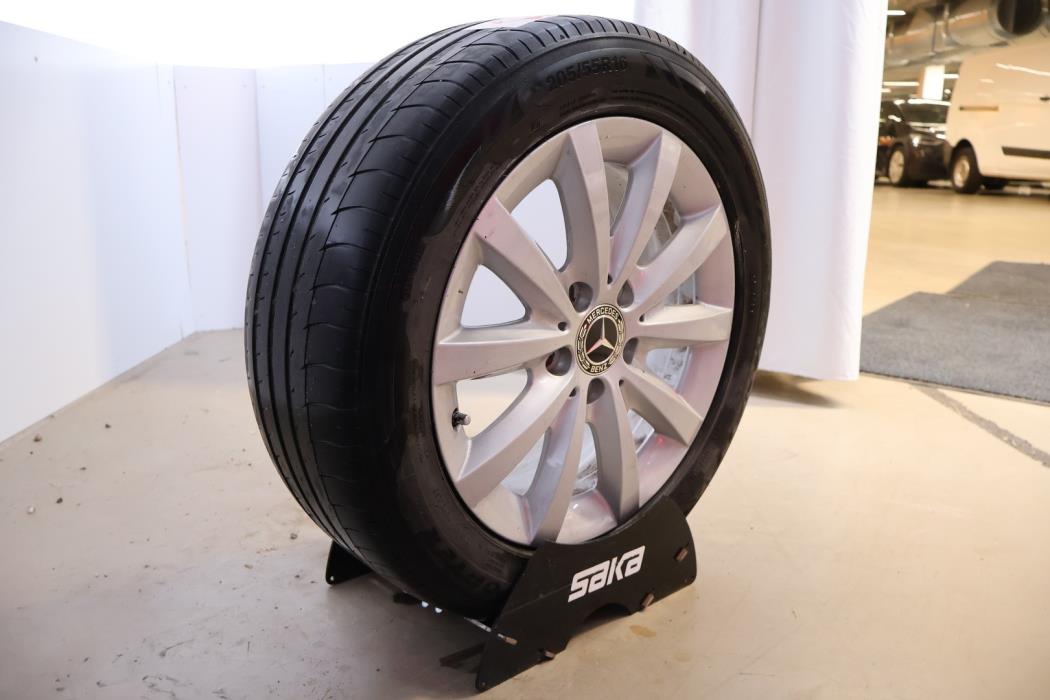 MERCEDES-BENZ B 2018