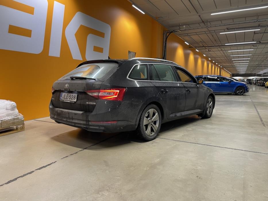 SKODA Superb 2019