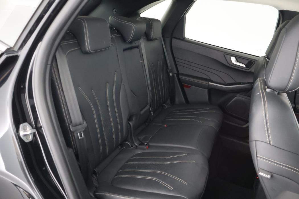 FORD Kuga 2023