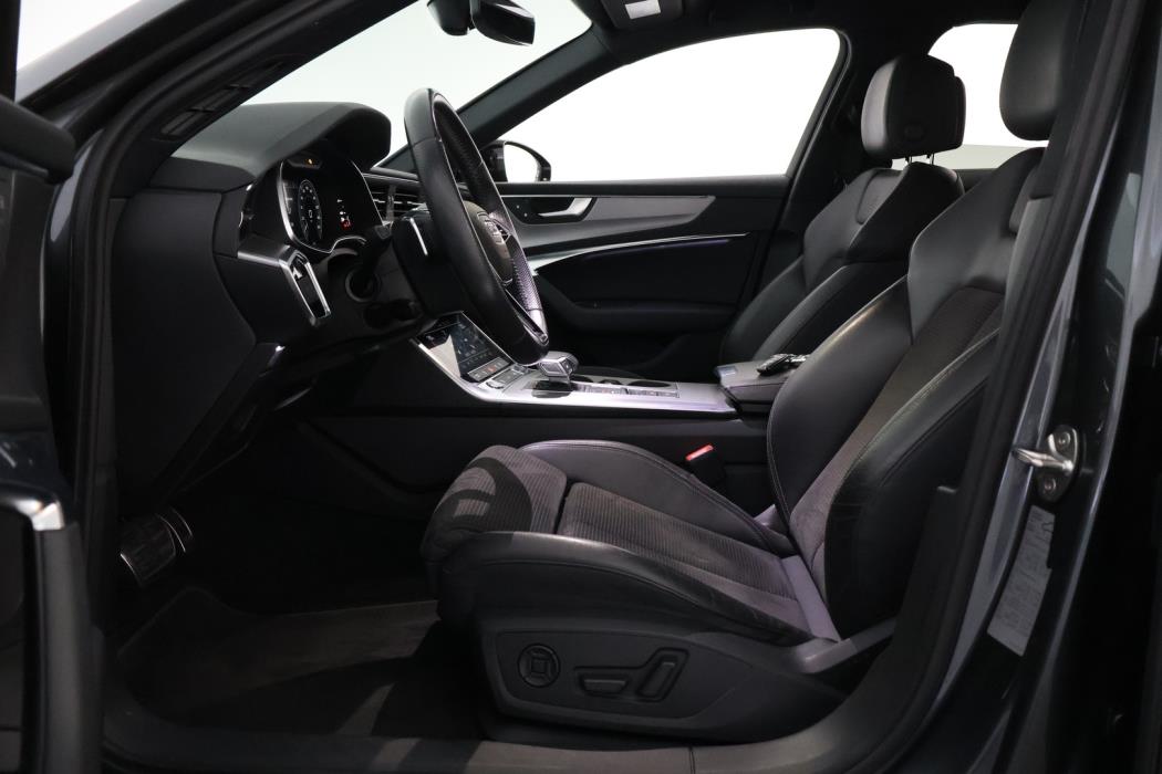 AUDI A6 2021