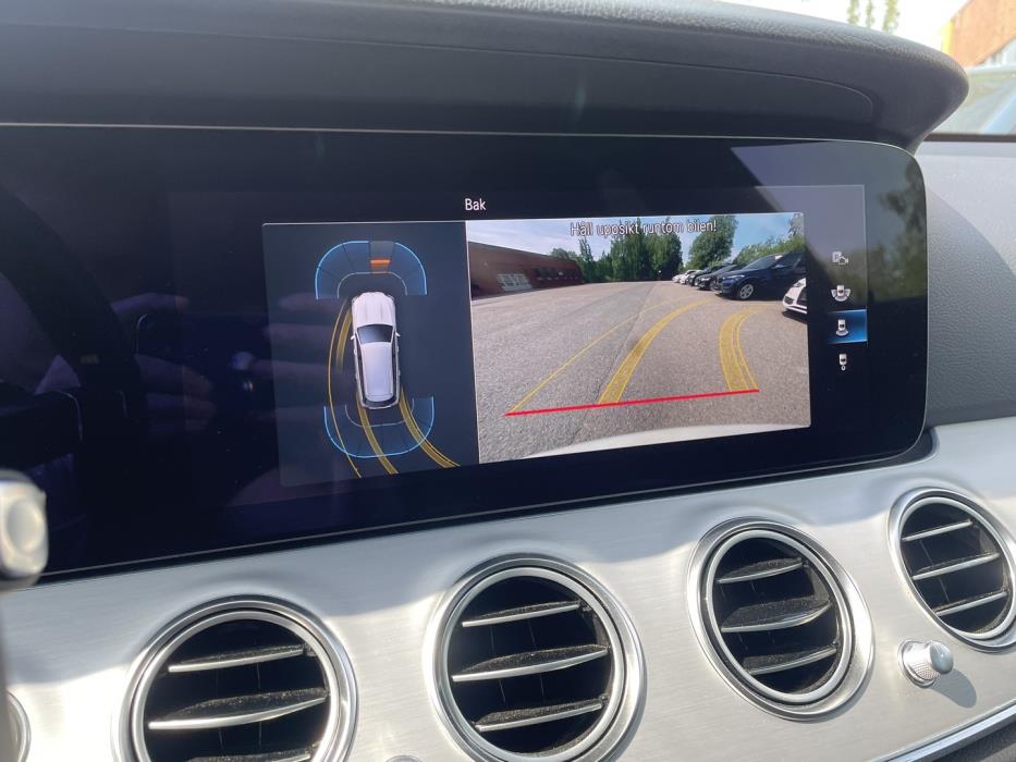 MERCEDES-BENZ E 2020