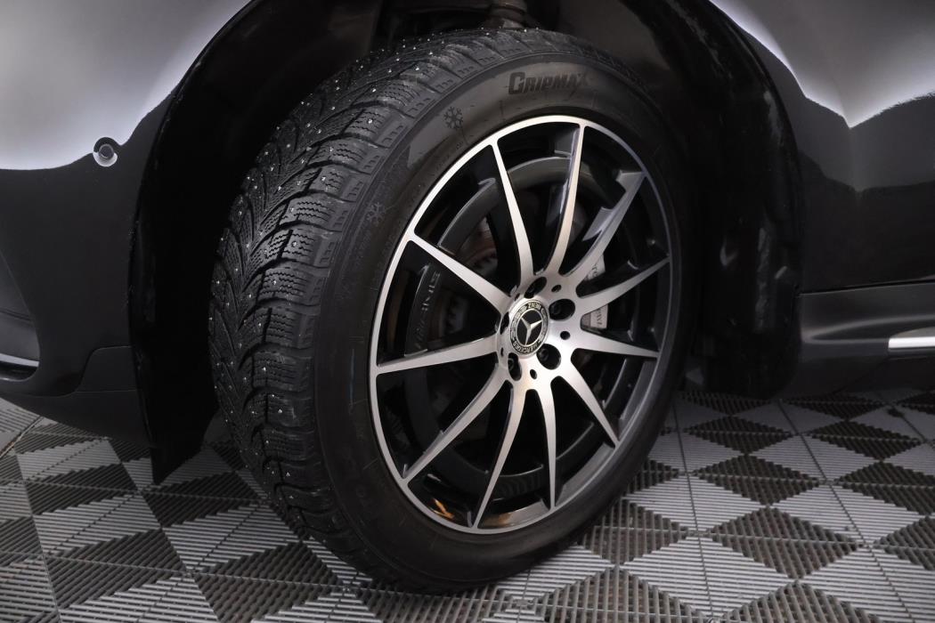 MERCEDES-BENZ EQC 2021