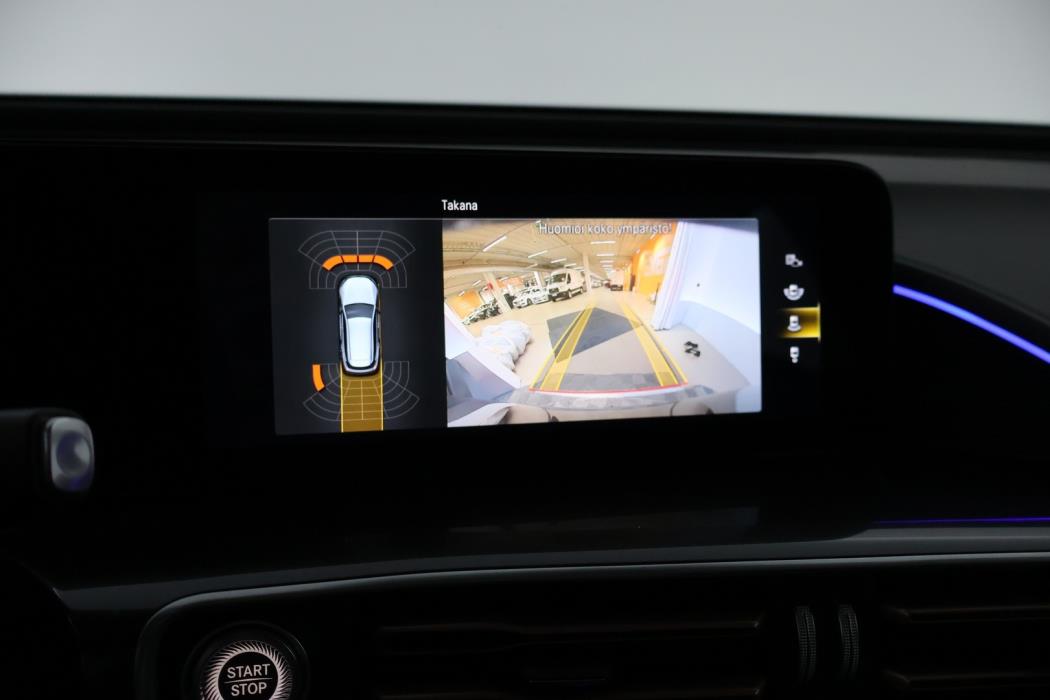 MERCEDES-BENZ EQC 2021