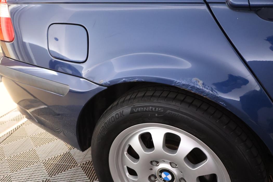 BMW 325 2005