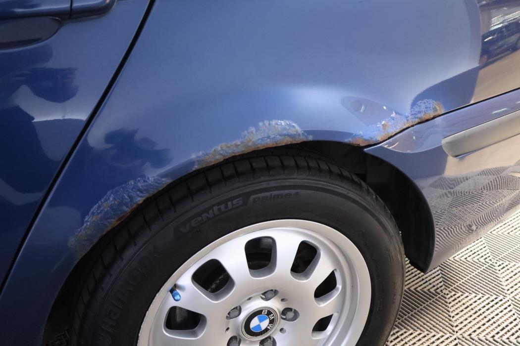 BMW 325 2005