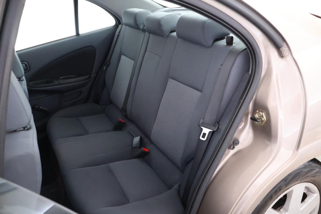 NISSAN Almera 2005