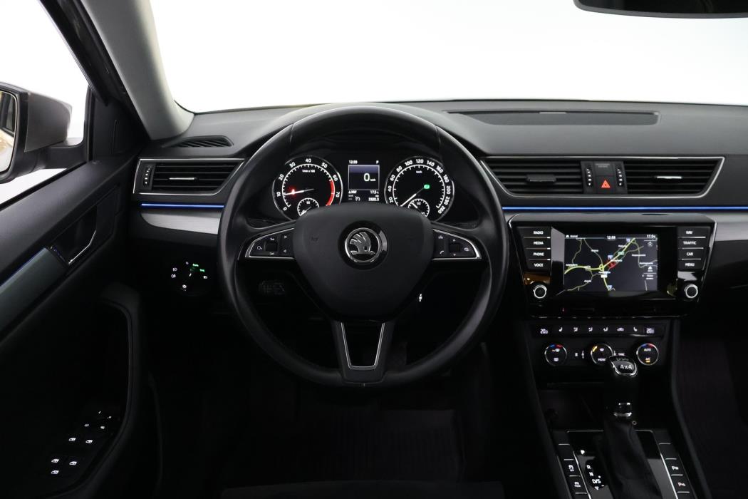 SKODA Superb 2016