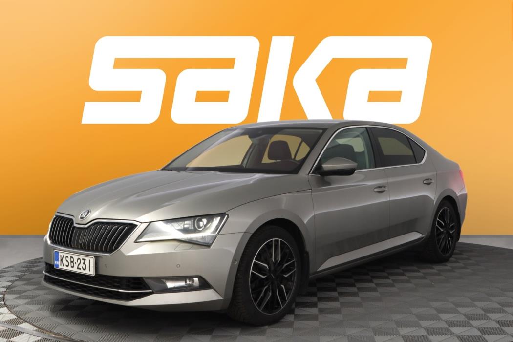 SKODA Superb 2016