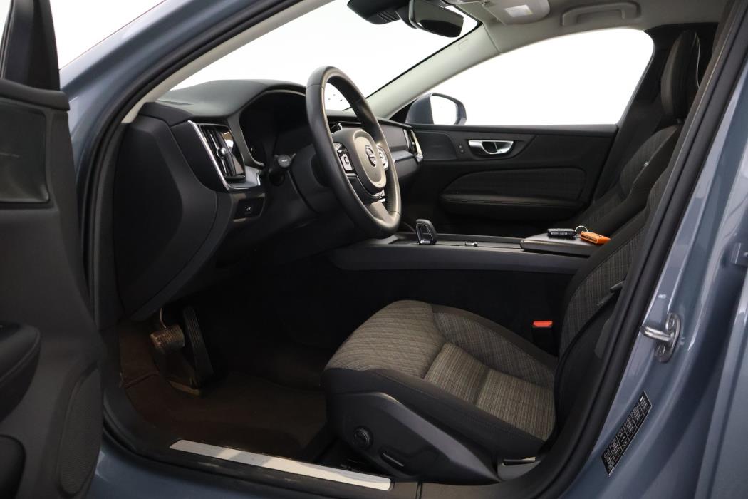 VOLVO V60 Cross Country 2023