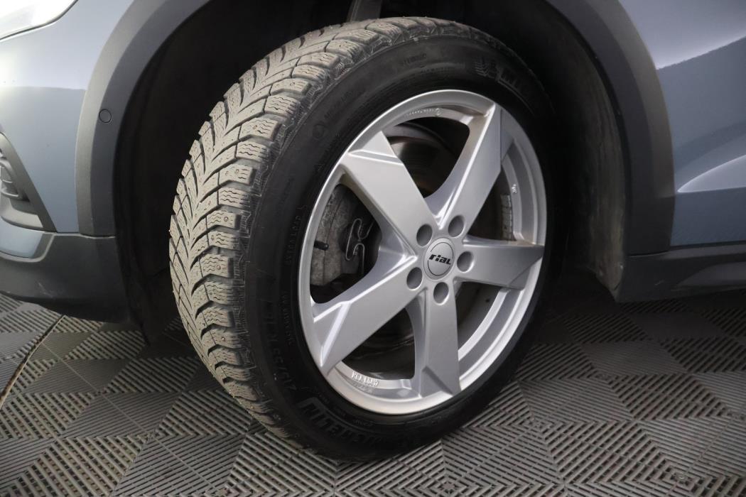 VOLVO V60 Cross Country 2023