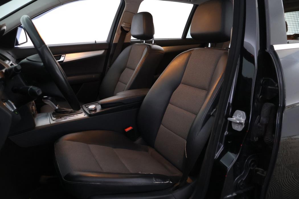 MERCEDES-BENZ C 2008