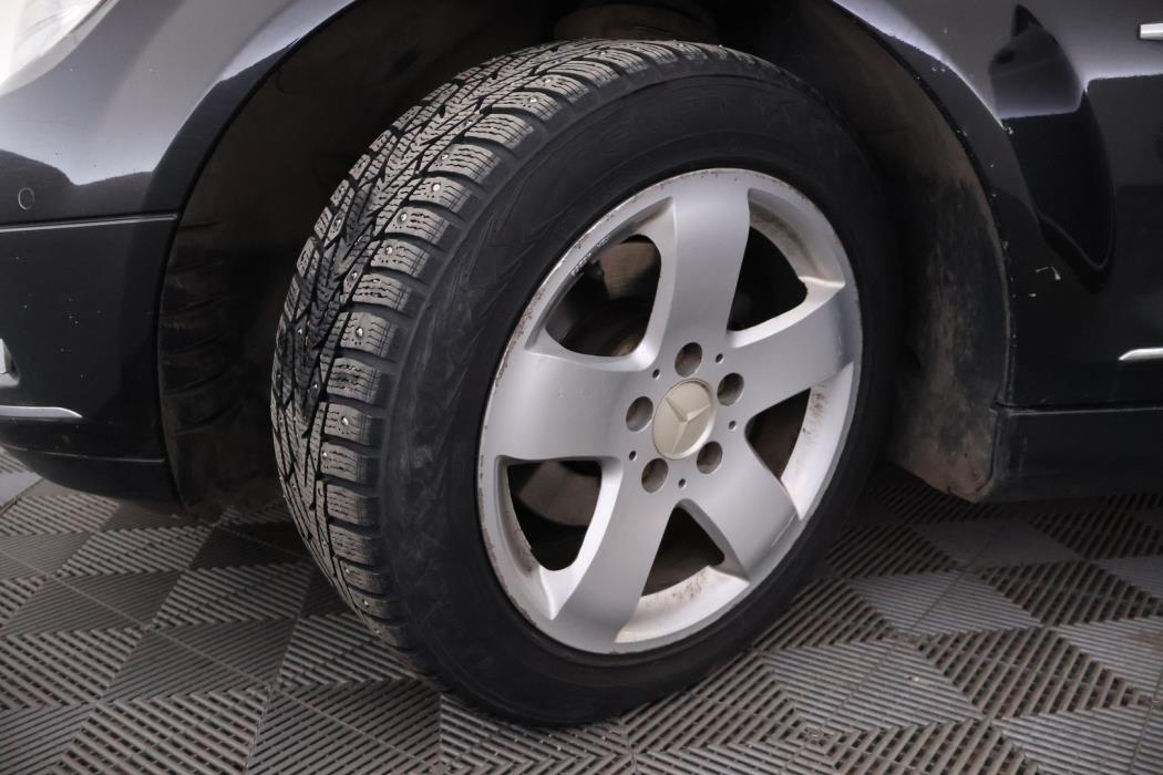 MERCEDES-BENZ C 2008