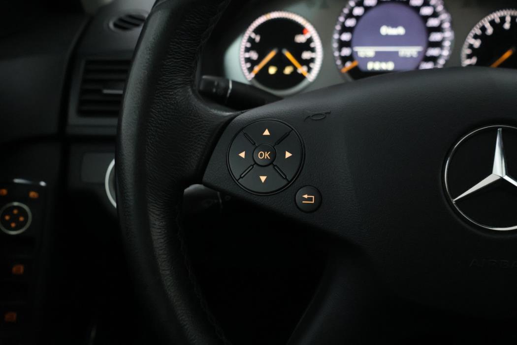 MERCEDES-BENZ C 2008