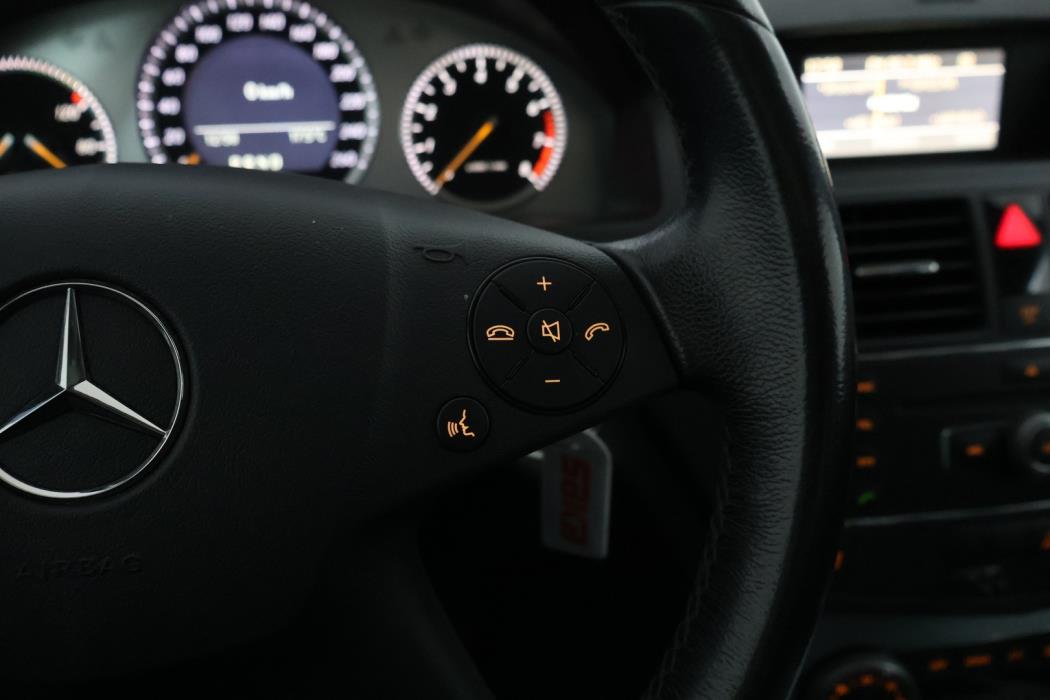 MERCEDES-BENZ C 2008