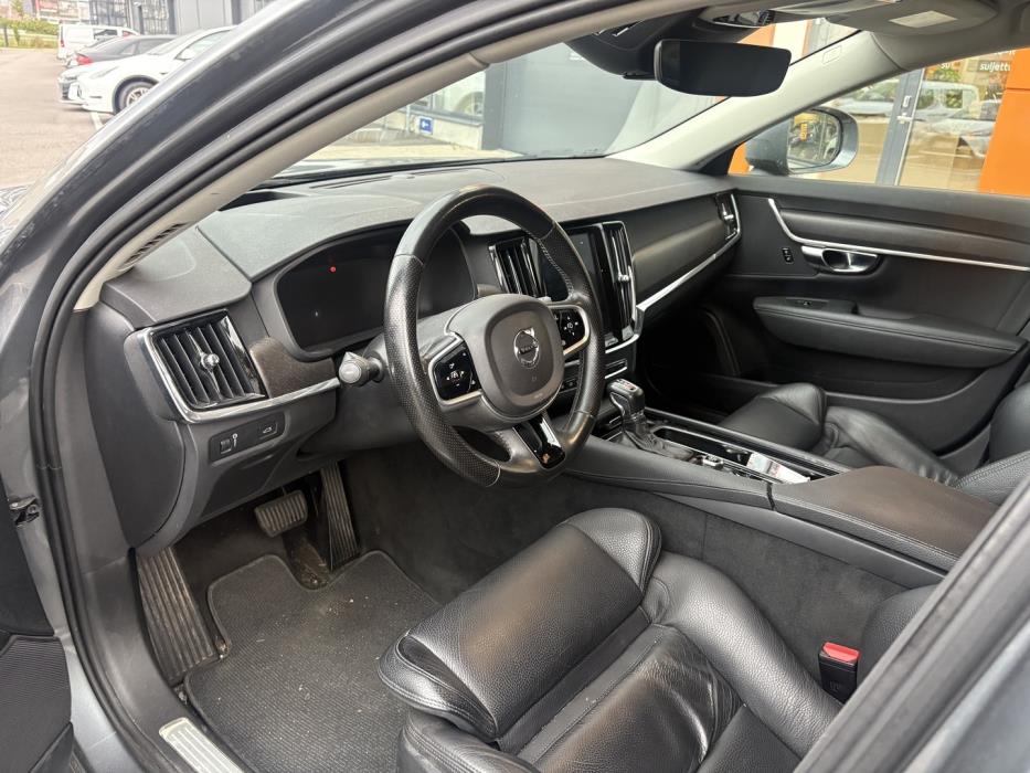VOLVO V90 Cross Country 2018