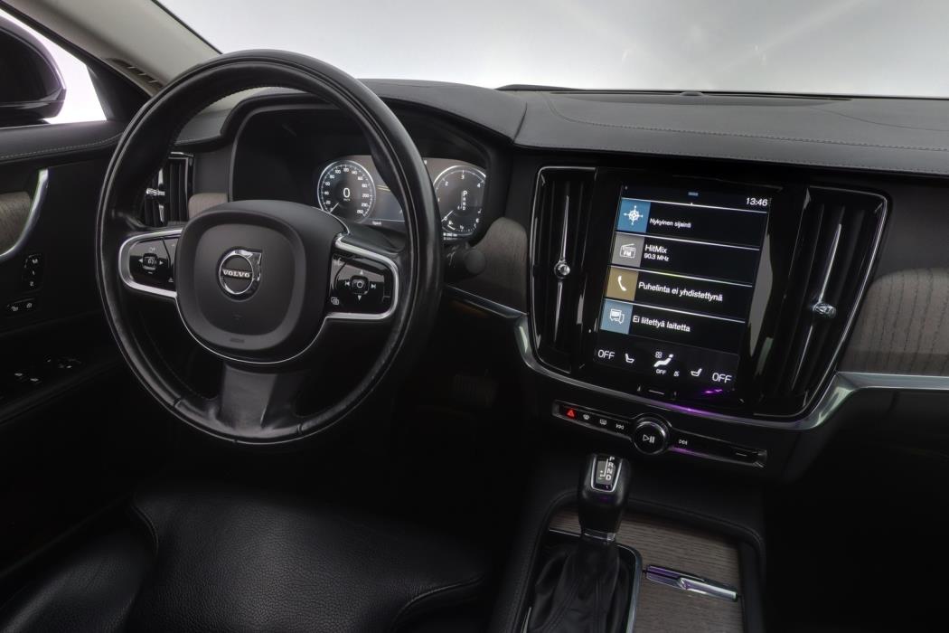 VOLVO S90 2021