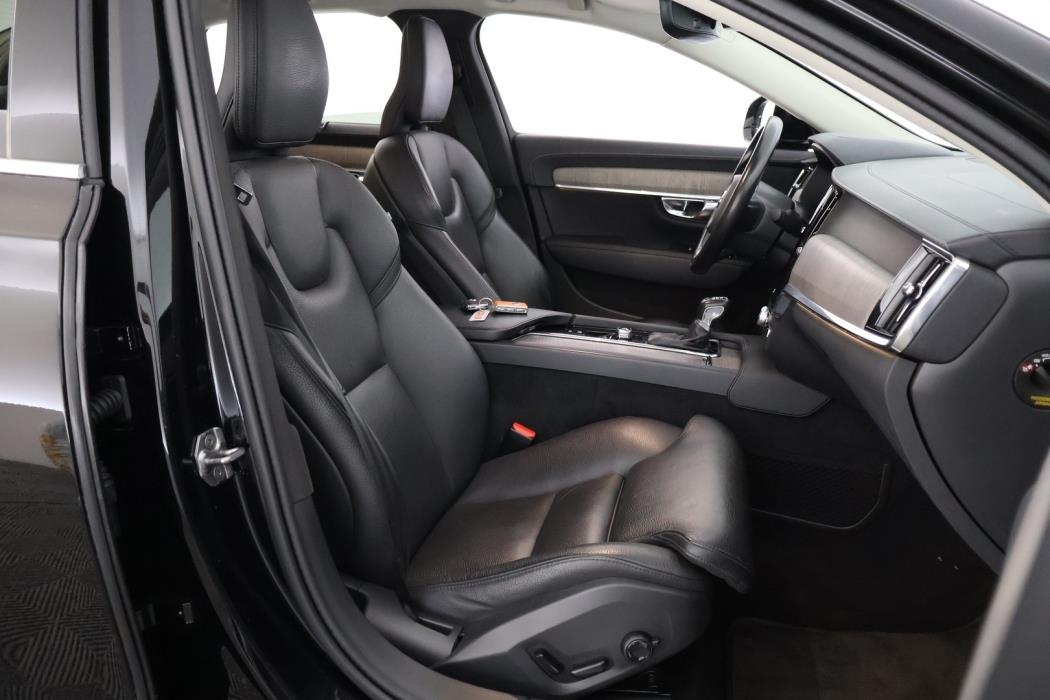 VOLVO S90 2021