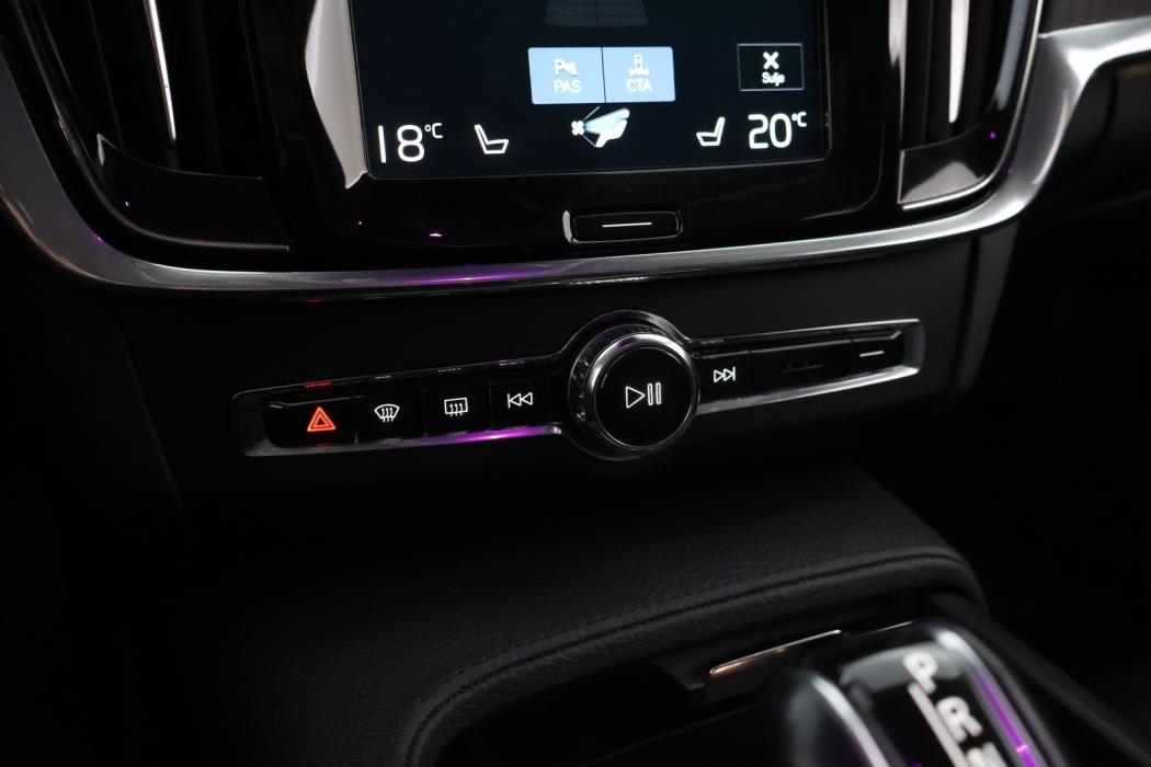 VOLVO S90 2021