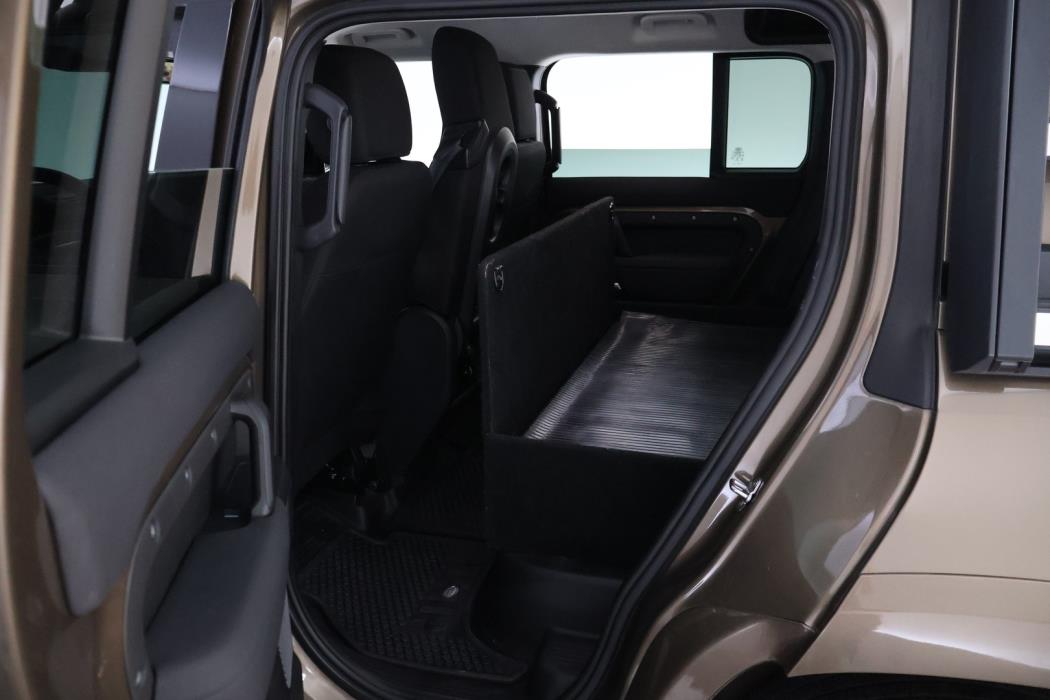 LAND ROVER Defender 2022