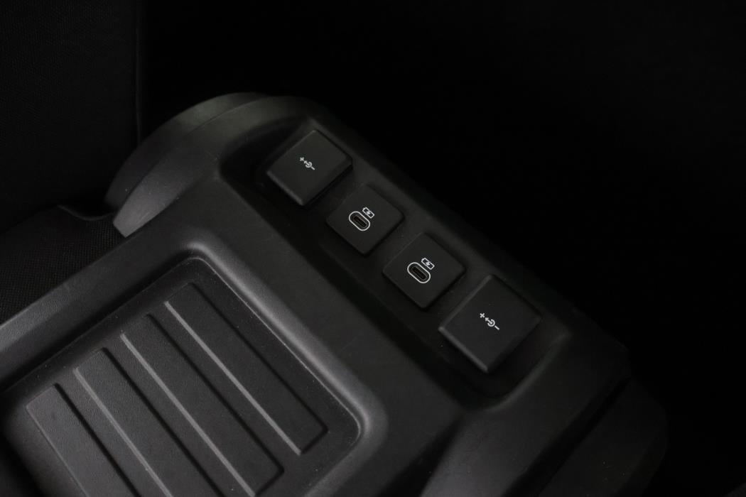 LAND ROVER Defender 2022