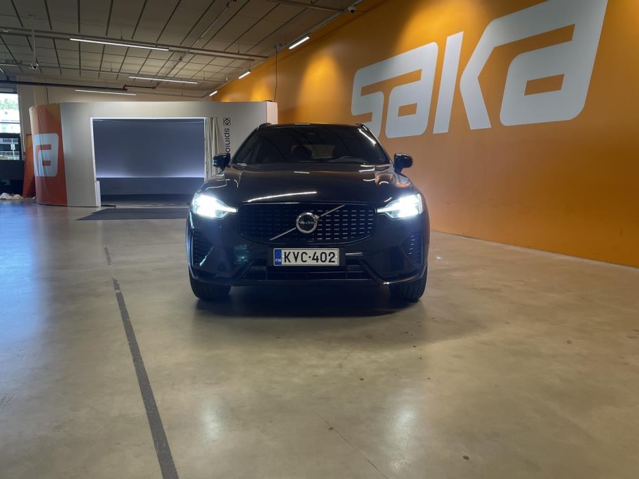 VOLVO XC60 2023