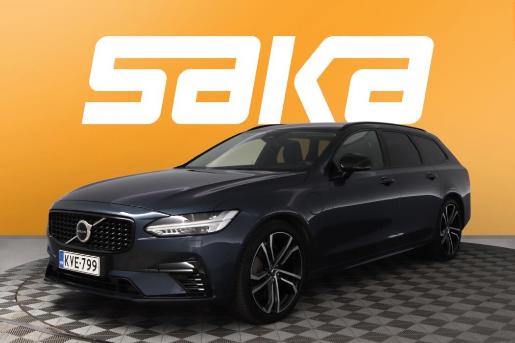 VOLVO V90 2023
