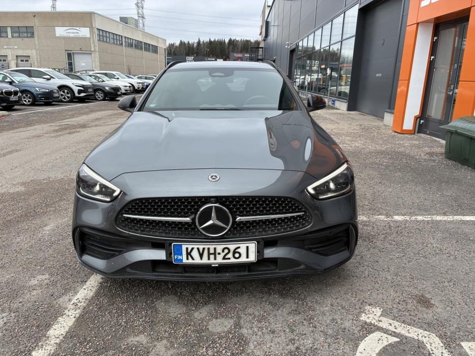 MERCEDES-BENZ C 2022