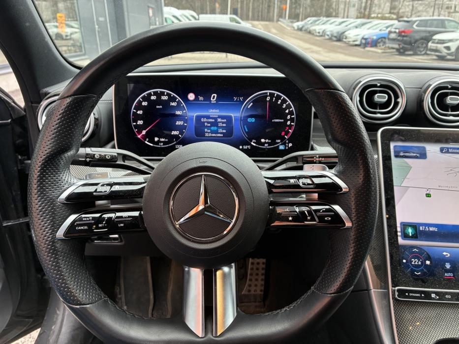 MERCEDES-BENZ C 2022