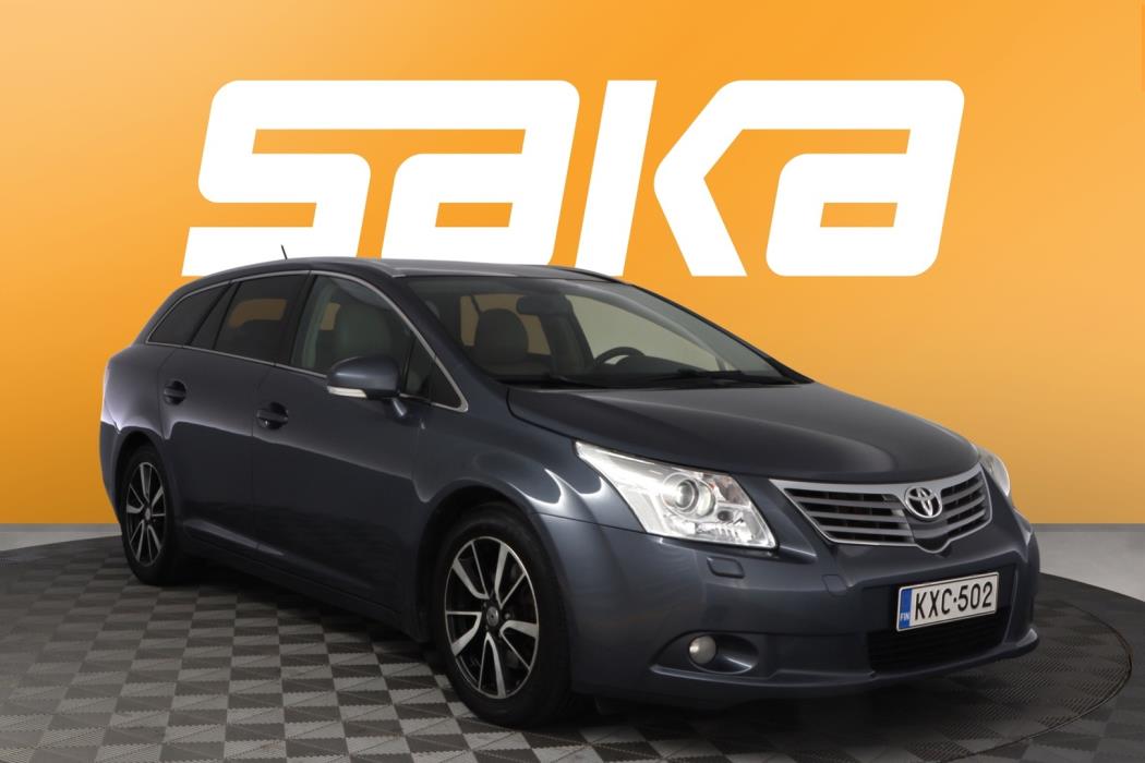 TOYOTA Avensis 2010