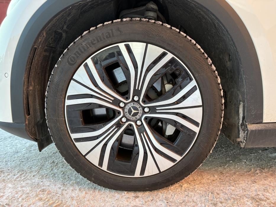 MERCEDES-BENZ EQE 2023